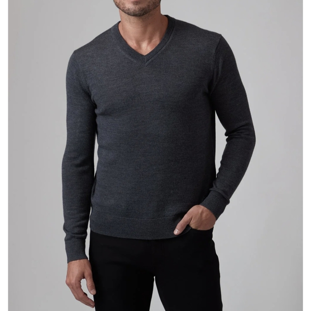 Raffi The Bronson Extrafine Merino Wool V-Neckline Sweater Charcoal - L